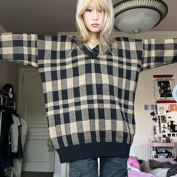 Tan and Black Plaid Sweater - Picture 11 of 11